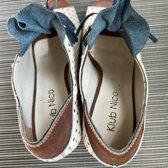 *gently used* Anthropologie Klub Nico dotted heels (size 7) - Picture 6 of 8